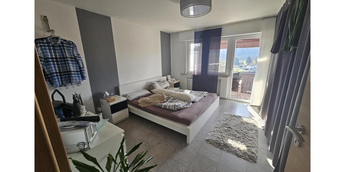 Etagenwohnung Pforzheim Eutingen - 3 Zimmer, 75 m&sup2;, 780&euro; | Angebot:25641353