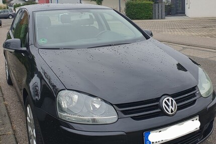 VW Golf V 182.000 km 3.200 € Waldbronn 76337