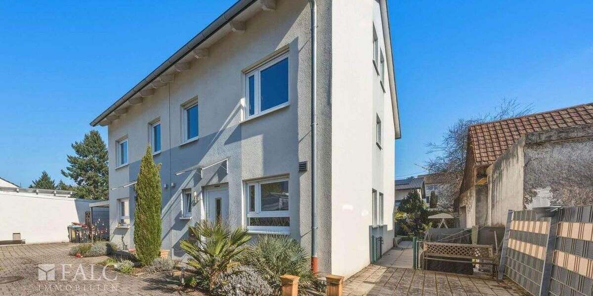 Doppelhaushälfte Karlsruhe Grünwettersbach - 5 Zimmer, 120 m&sup2;, 540.000&euro; | Angebot:25697192