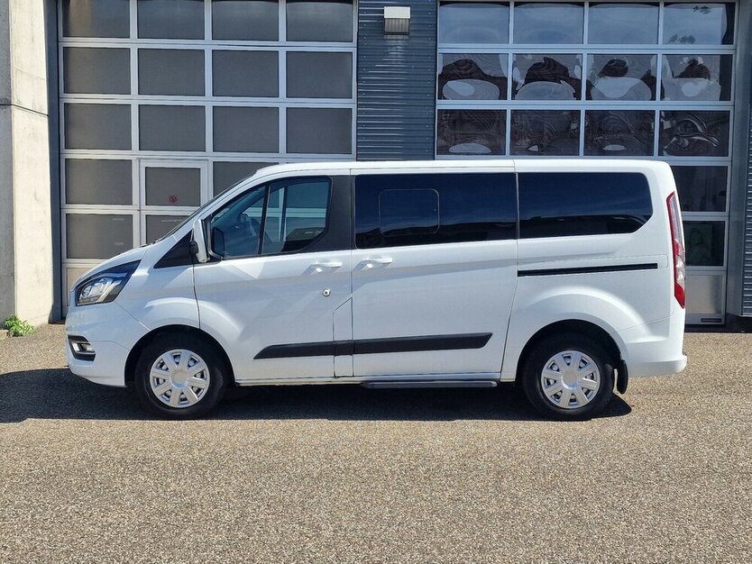 Ford Tourneo Custom 320 L1 H1 Tourneo Trend Klima 60.000 km 31.499 € Landau 76829