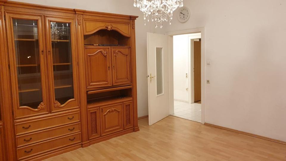 Etagenwohnung Pforzheim Weststadt - 3 Zimmer, 75 m&sup2;, 260.000&euro; | Angebot:24753318