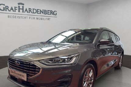 Ford Focus 9.900 km 25.980 &euro; Karlsruhe 76185