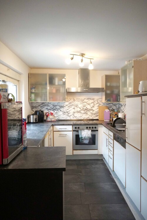 ~~ VERMIETETE ETAGENWOHNUNG IN ZWEITER BAUREIHE IN ZENTRALER LAGE ~~ 3 zimmer