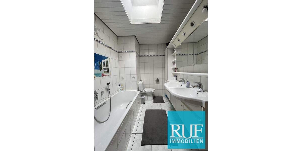 Reihenmittelhaus Pforzheim Eutingen - 4 Zimmer, 110 m&sup2;, 380.000&euro; | Angebot:24915956