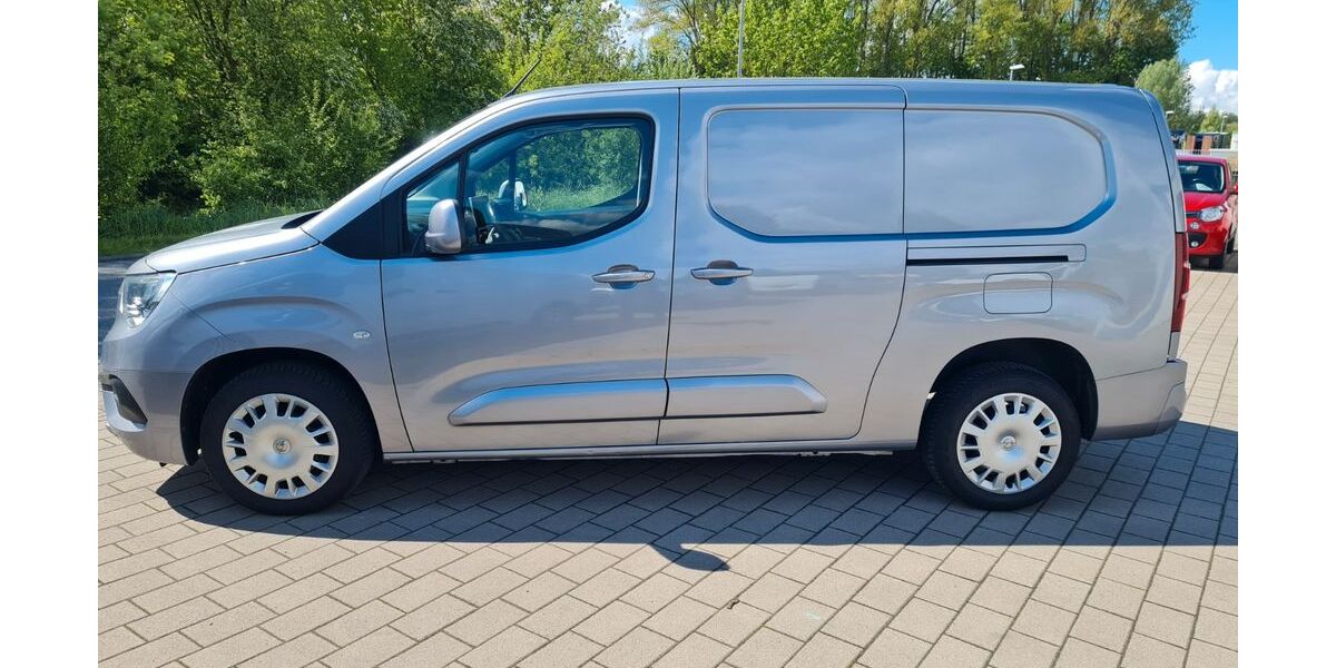 Opel Combo 193.000 km 9.800 &euro; Oberderdingen Flehingen 75038