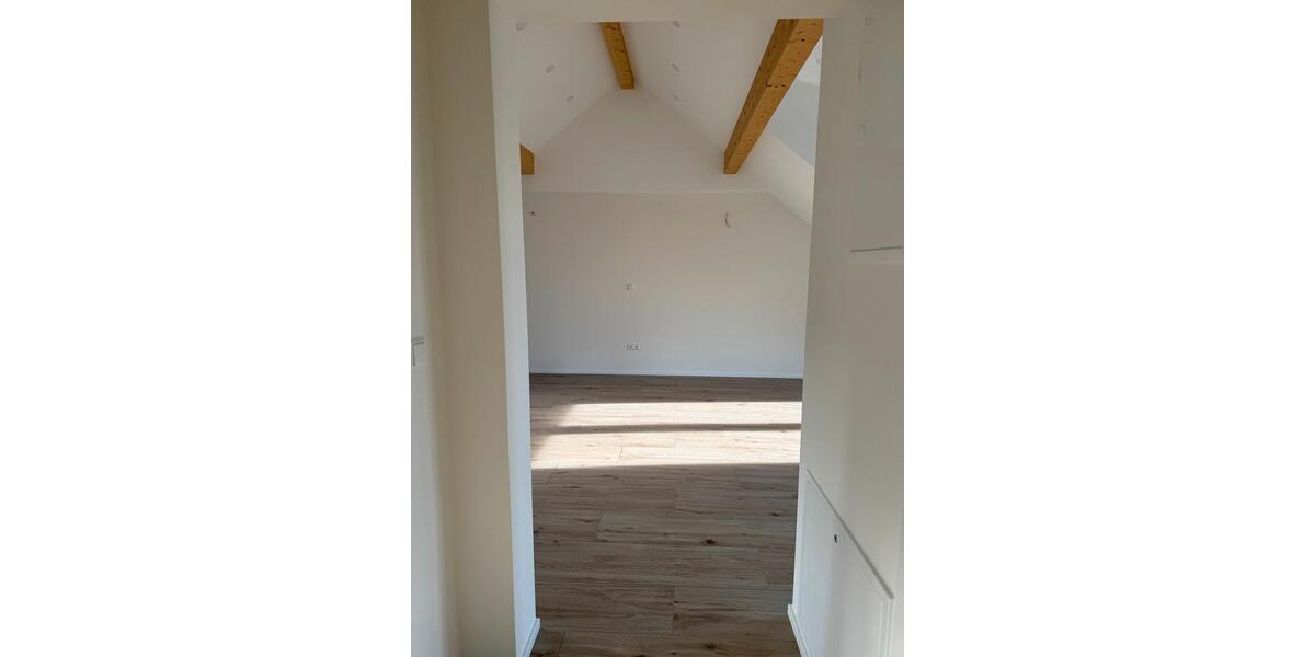 Dachgeschoßwohnung Pforzheim Büchenbronn - 2 Zimmer, 65 m&sup2;, 750&euro; | Angebot:25379681