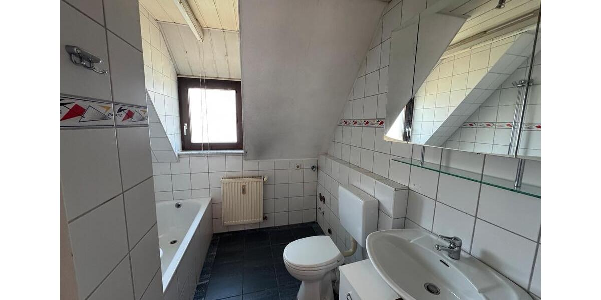 Einfamilienhaus Rheinstetten - 11 Zimmer, 226 m&sup2;, 430.000&euro; | Angebot:27121590