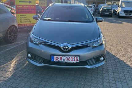 Toyota Auris 137.000 km 9.690 &euro; Herxheim 76863