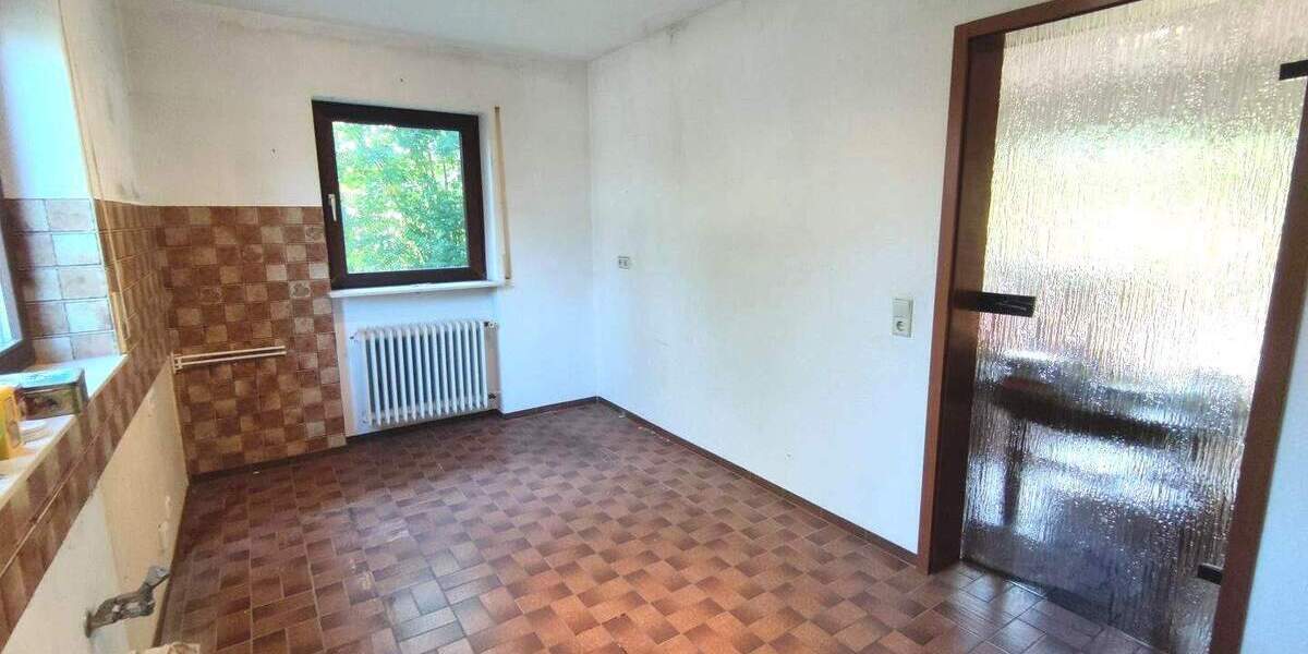 RESERVIERT ! EFH in absoluter Spitzenlage - direkt an Wiesen und Feldern 6 zimmer