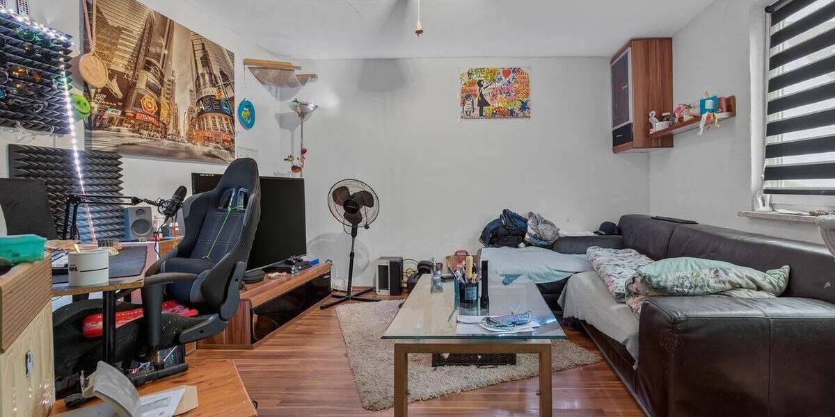 Einfamilienhaus Herxheim bei Landau/Pfalz Herxheim - 8 Zimmer, 216 m&sup2;, 300.000&euro; | Angebot:25680925