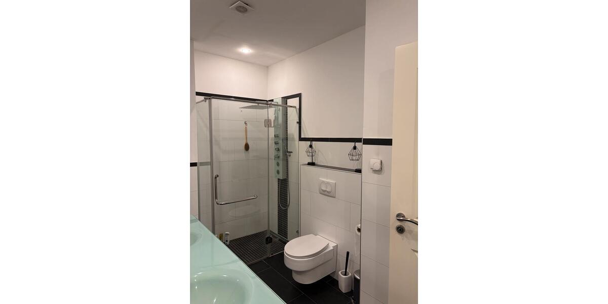 Hochparterre Pforzheim Weststadt - 3 Zimmer, 120 m&sup2;, 1.150&euro; | Angebot:26162893