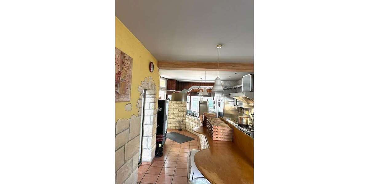 Durlach: Pizza-Service mit Stammkundschaft & Gastraum – Erfolgreich etabliert, sofort verfügbar! zimmer