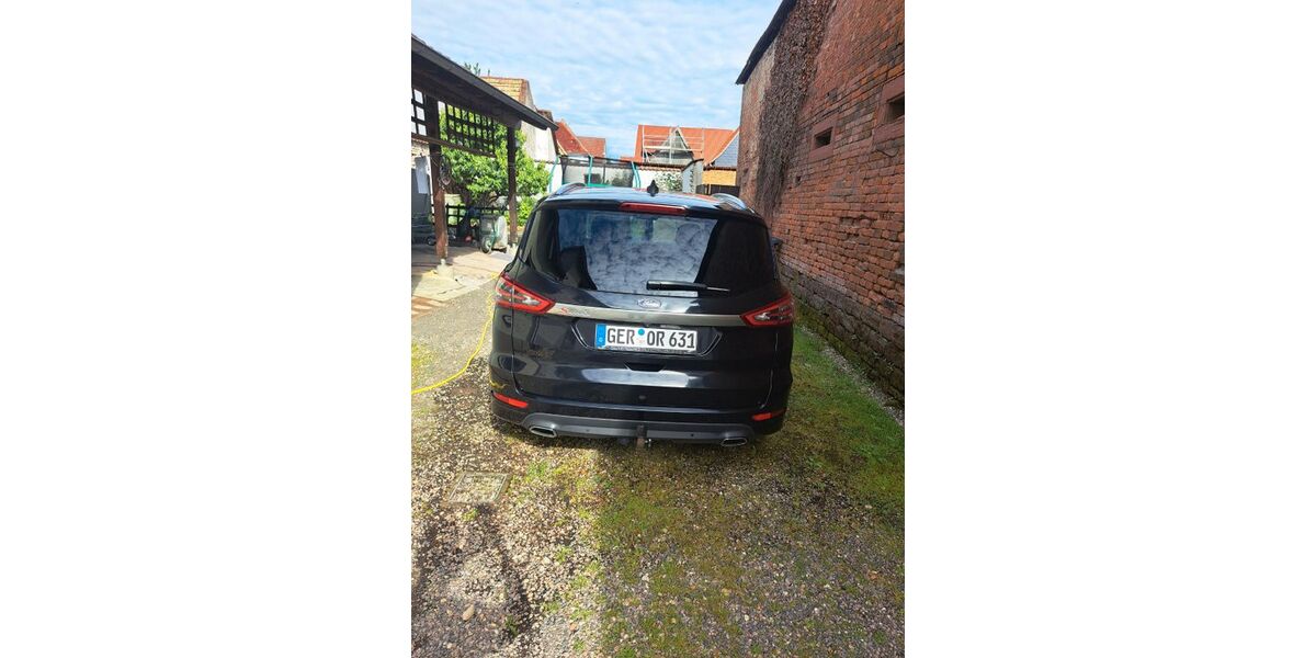 Ford S-Max 142.000 km 17.500 &euro; Insheim 76865