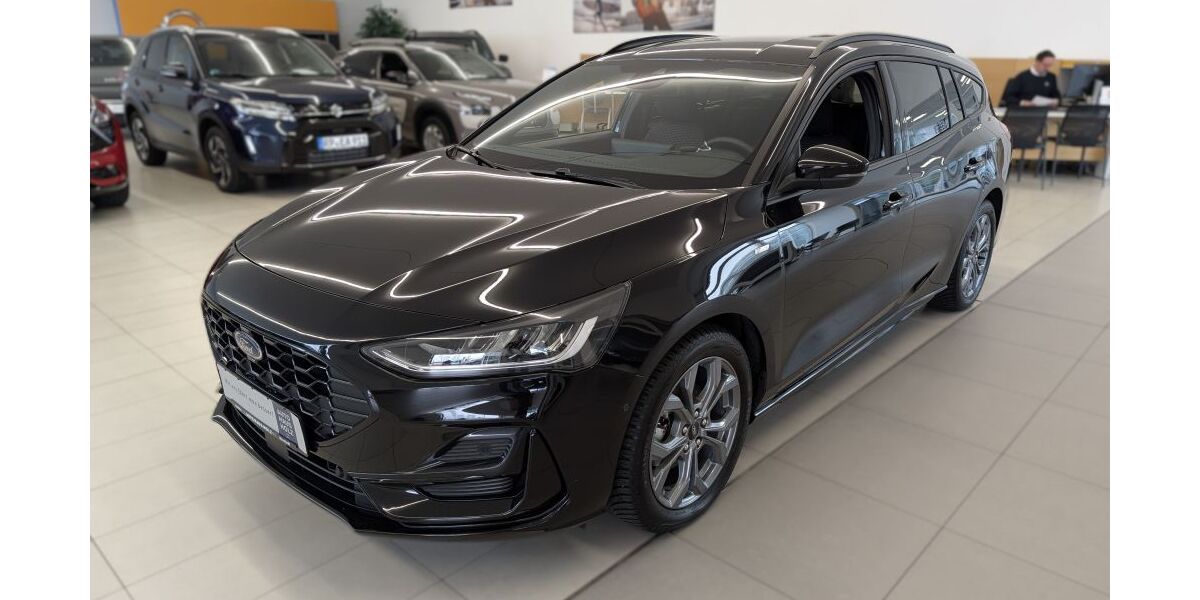 Ford Focus 7.300 km 22.450 &euro; Landau 76829