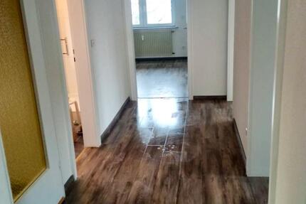 Wohnung Pforzheim Eutingen - 3 Zimmer, 79 m&sup2;, 760&euro; | Angebot:25721455