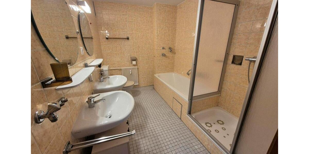 Etagenwohnung Pforzheim Büchenbronn - 3.5 Zimmer, 93 m&sup2;, 245.000&euro; | Angebot:26785740
