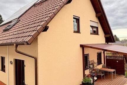 Gepflegtes Fertighaus in 2. Reihe, sehr gut erhalten, schöner Garten 5 zimmer