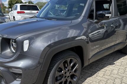 Jeep Renegade 28.474 km 23.960 € Bruchsal 76646