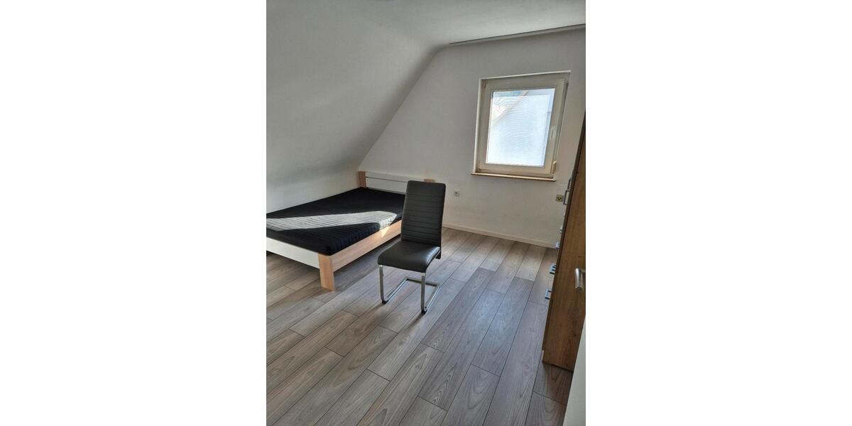 Dachgeschoßwohnung Gernsbach - 2 Zimmer, 47 m&sup2;, 730&euro; | Angebot:25634583