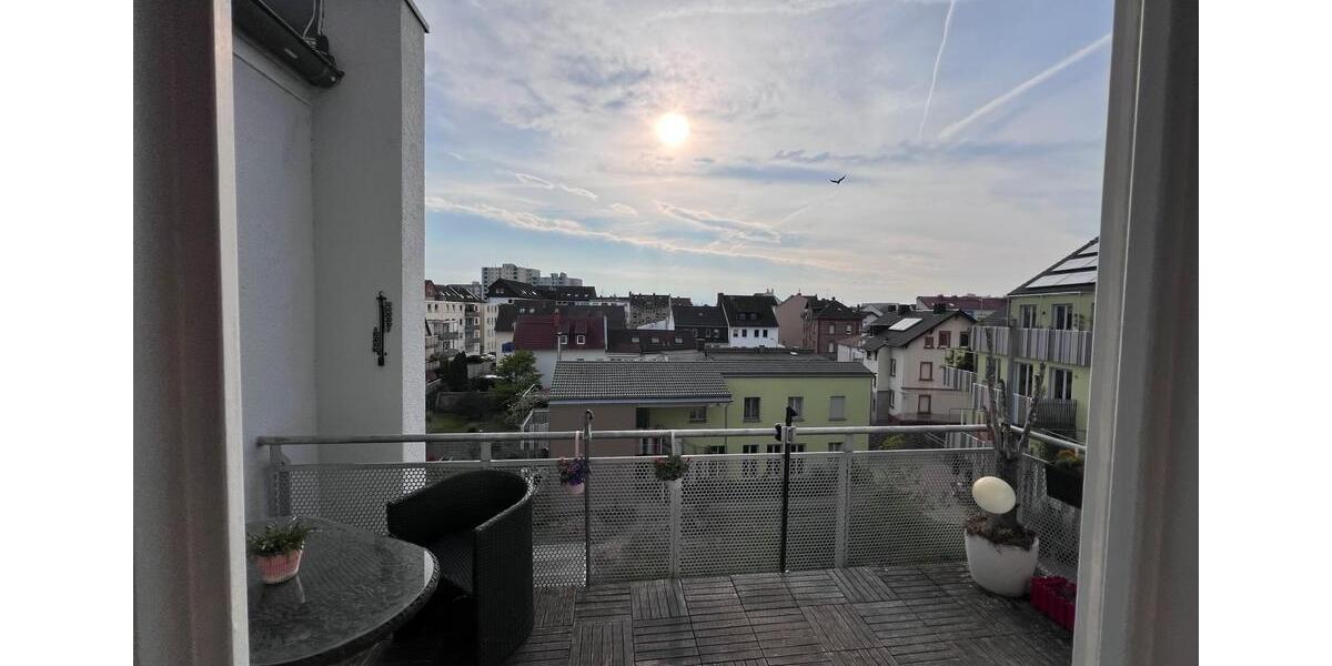 Großzügige 2-ZI Wohnung in Frankfurt Fechenheim zimmer