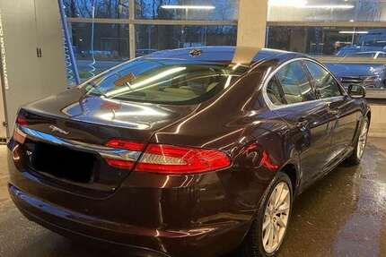 Jaguar XF 141.710 km 9.000 € Karlsruhe 76149