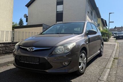 Hyundai i30 85.709 km 6.300 &euro; Karlsbad 76307