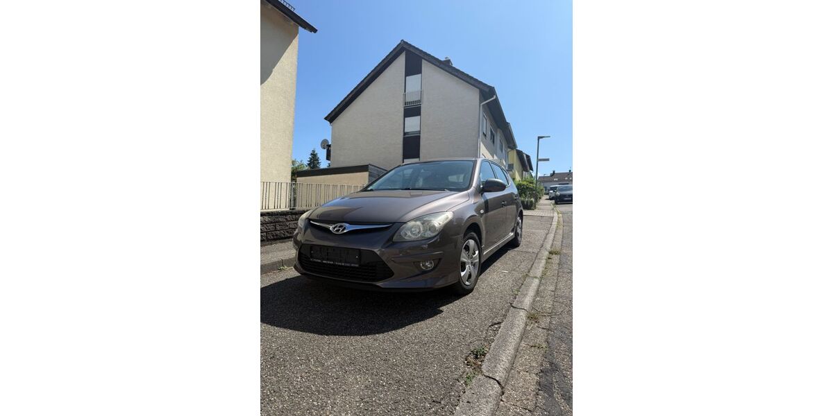 Hyundai i30 85.709 km 6.500 &euro; Karlsbad 76307