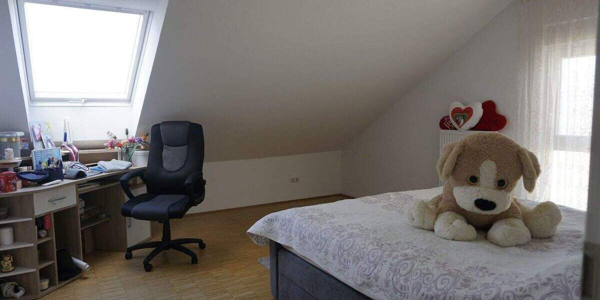 Etagenwohnung Rastatt - 3 Zimmer, 104 m&sup2;, 268.000&euro; | Angebot:25743727