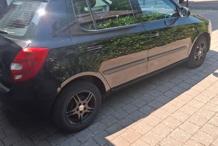 Skoda Fabia 180.000 km 2.200 &euro; Rastatt 76437