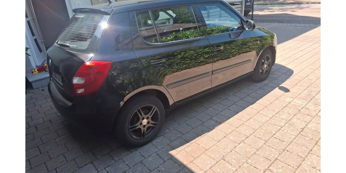 Skoda Fabia 180.000 km 2.200 &euro; Rastatt 76437