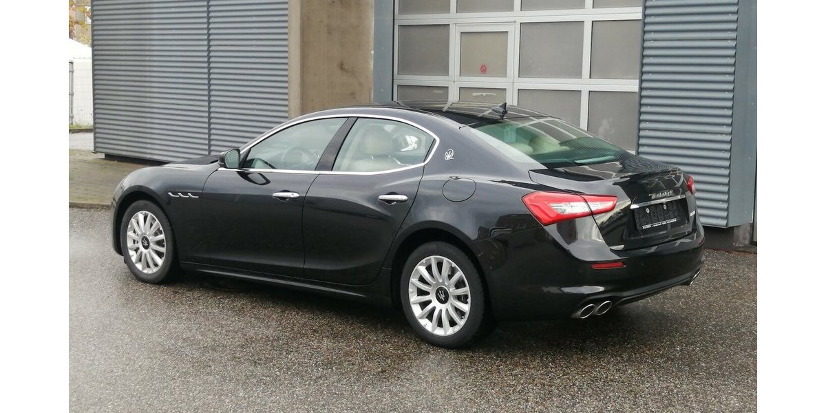 Maserati Ghibli 3.0 D Leder Klimaautomatik Leder BI-XENON 39.000 km 39.899 &euro; Landau 76829