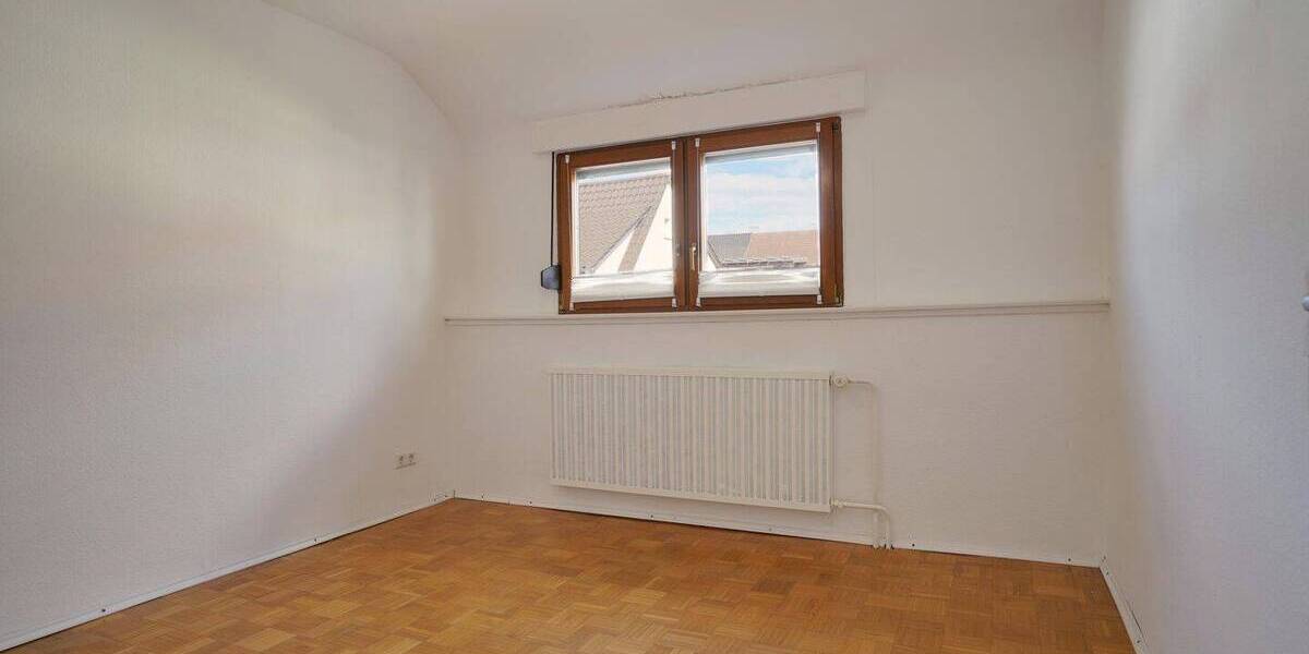 Doppelhaushälfte Bretten - 4 Zimmer, 93 m&sup2;, 450.000&euro; | Angebot:25745790