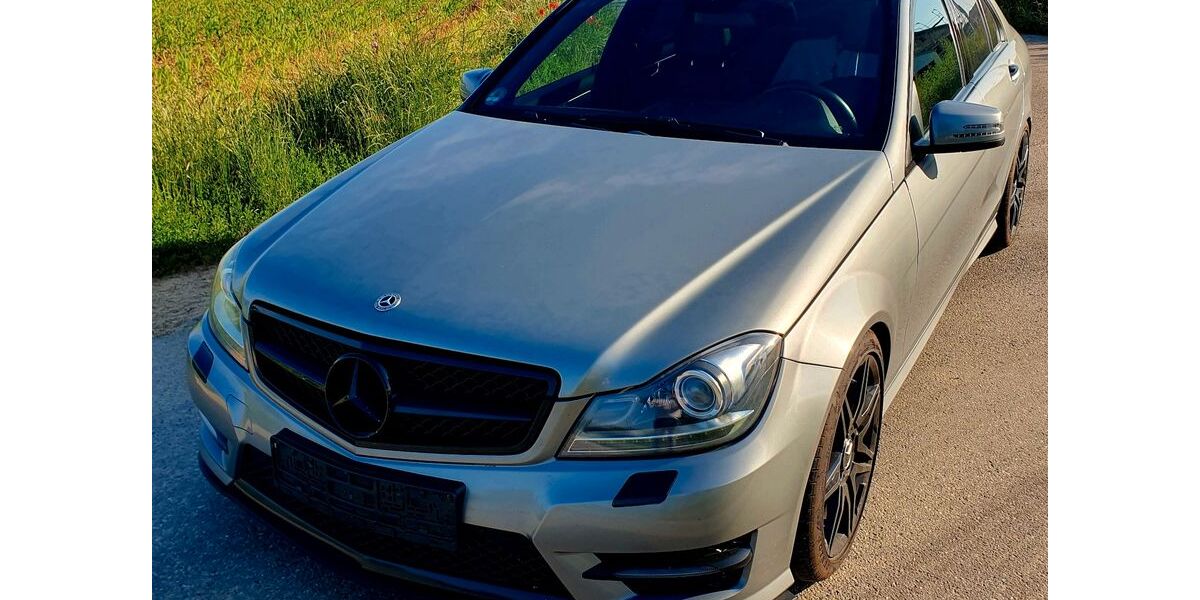 Mercedes-Benz C 250 199.999 km 10.897 &euro; Kandel 76870