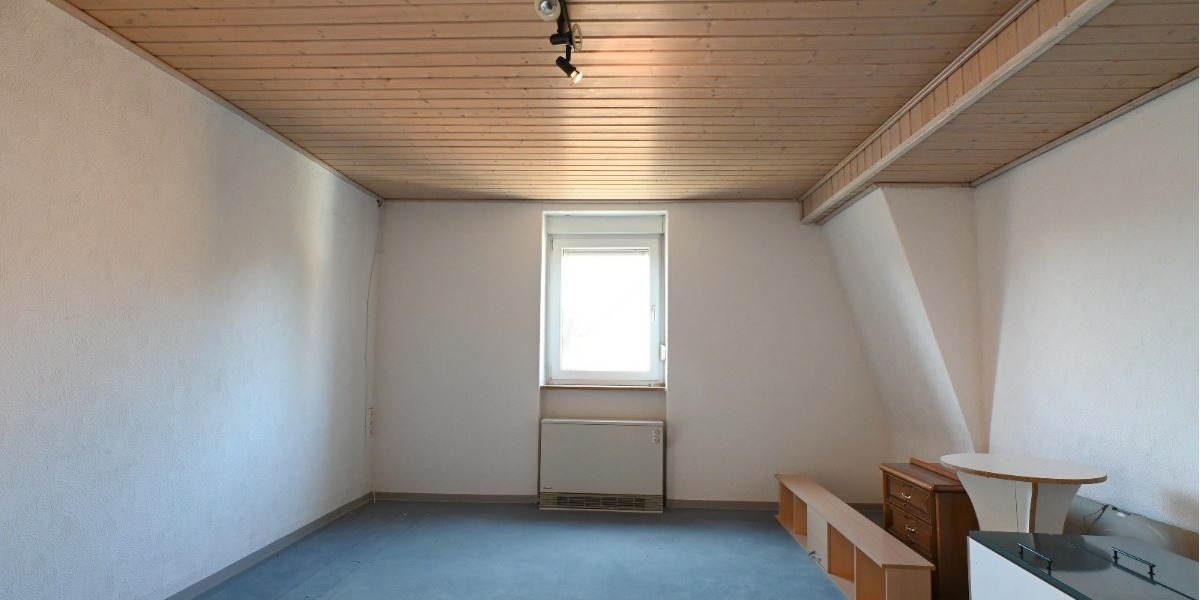 Zweifamilienhaus mit großem Potenzial - Zweifamilienhaus Knittlingen | Angebot:25712132