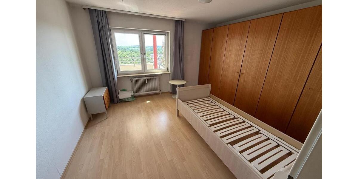 Etagenwohnung Stutensee - 3 Zimmer, 85 m&sup2;, 275.000&euro; | Angebot:27120250