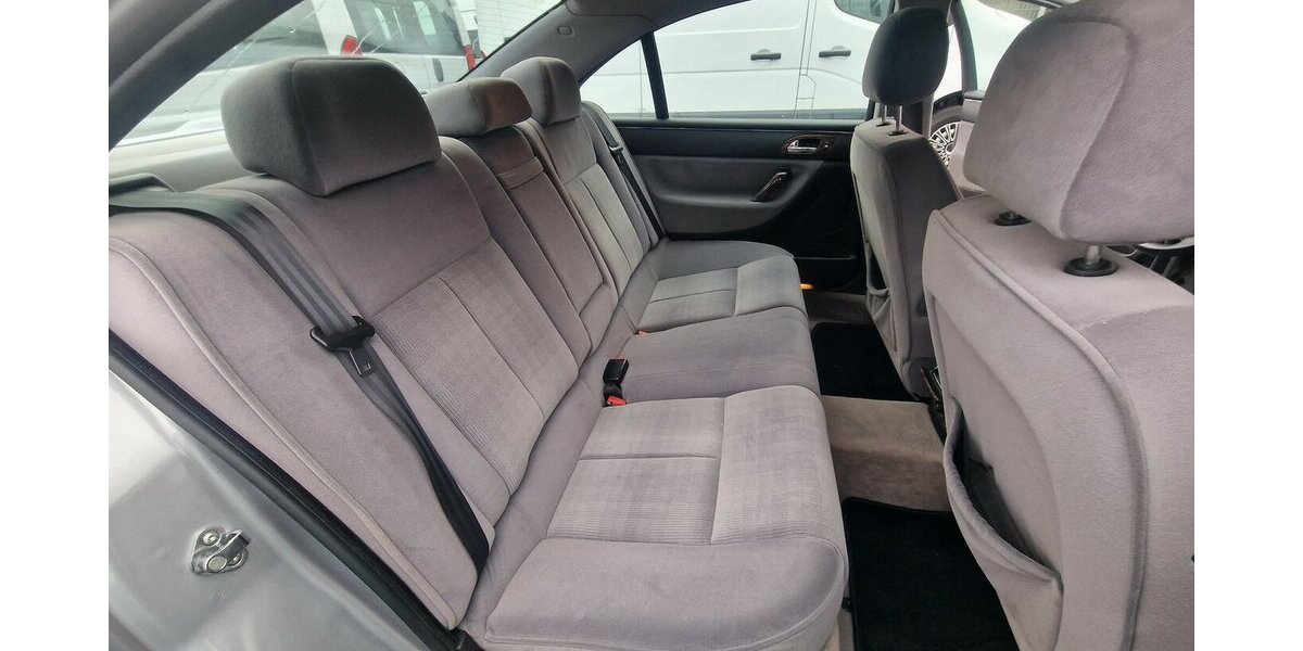 Peugeot 607 Klimaautomatik Original--50 000KM-- 50.000 km 6.999 &euro; Landau 76829