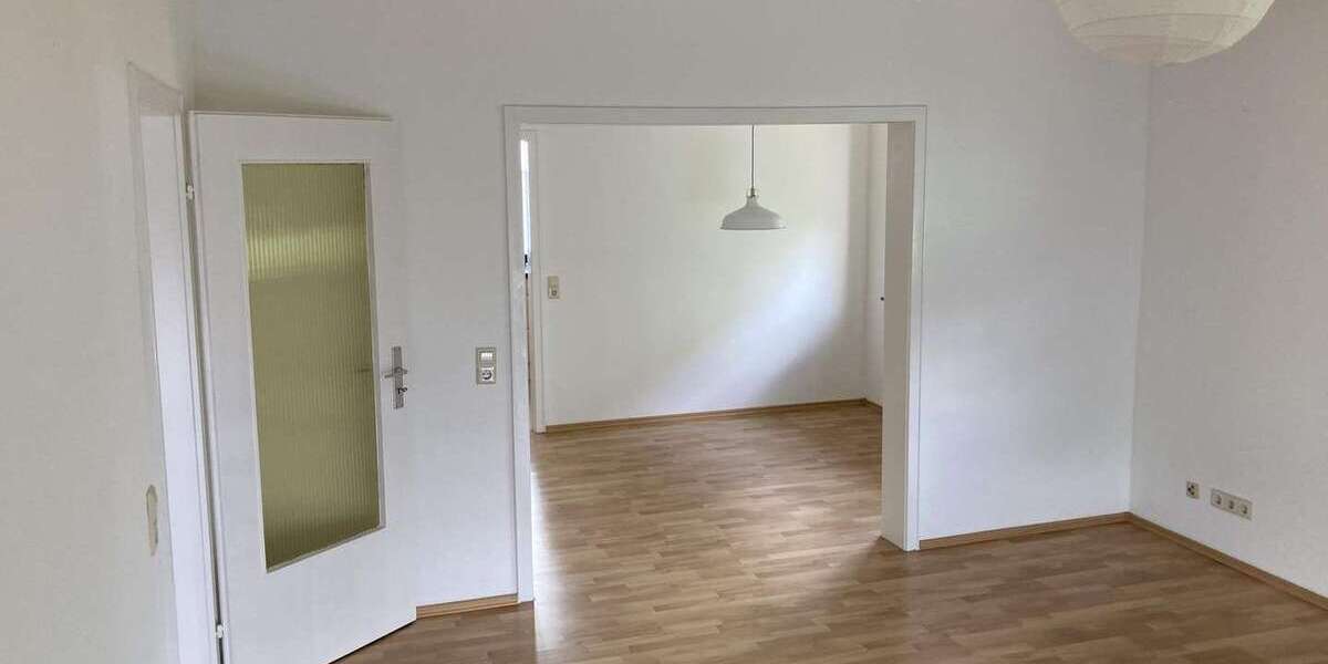 Etagenwohnung Bruchsal - 3.5 Zimmer, 90 m&sup2;, 950&euro; | Angebot:26884362