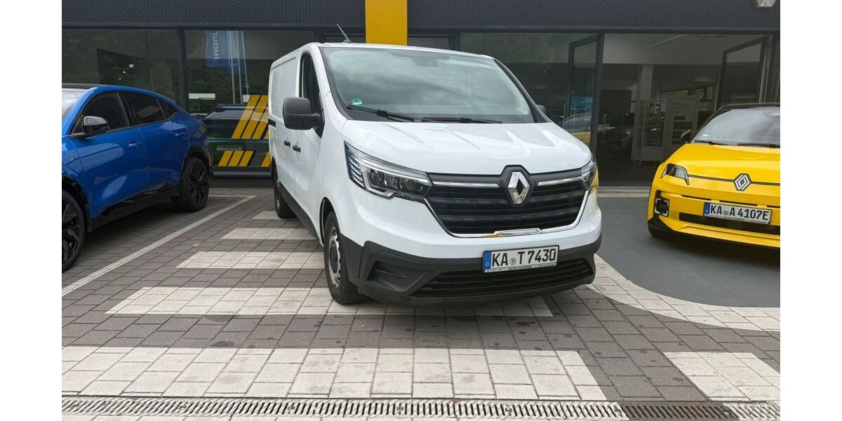 Renault Trafic 13.806 km 25.990 &euro; Ettlingen 76275