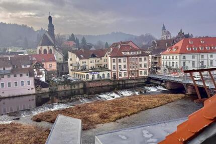 Wohnung Gernsbach - 3 Zimmer, 122 m&sup2;, 1.350&euro; | Angebot:24373379