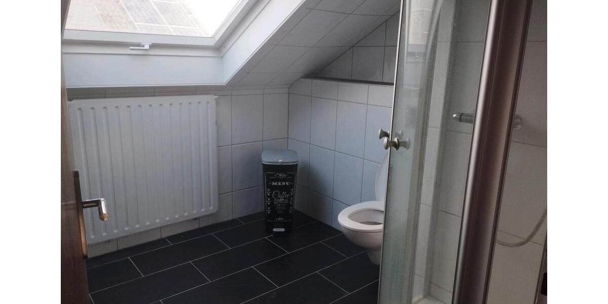 Dachgeschoßwohnung Stutensee - 1 Zimmer, 65 m&sup2;, 900&euro; | Angebot:25611456