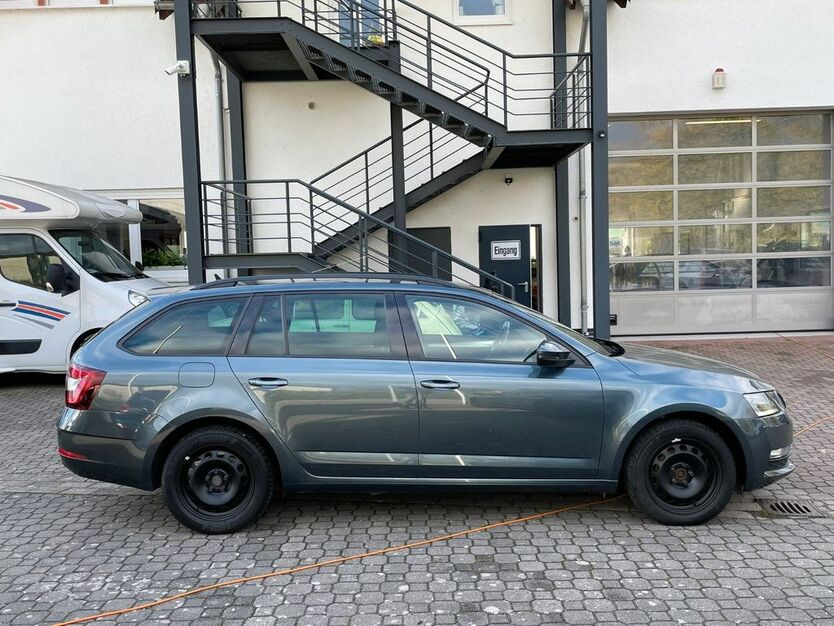 Skoda Octavia 275.203 km 8.900 € Eggenstein 76344