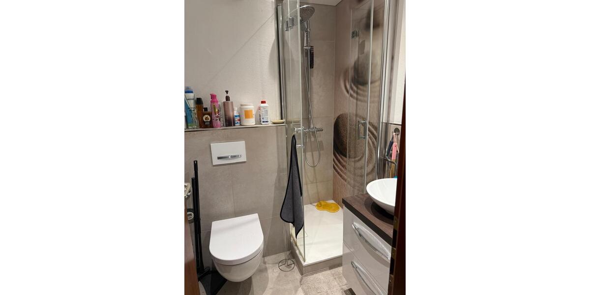 3-Zimmer Maisonette mit eigenem Eingang, Terrasse, Balkon und TG 3 zimmer