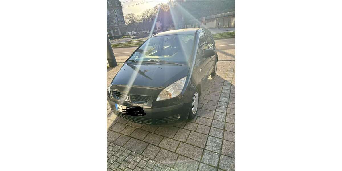 Mitsubishi Colt 184.000 km 1.150 &euro; Karlsruhe 76137