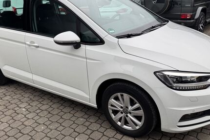 VW Touran 82.495 km 25.499 &euro; Eggenstein 76344