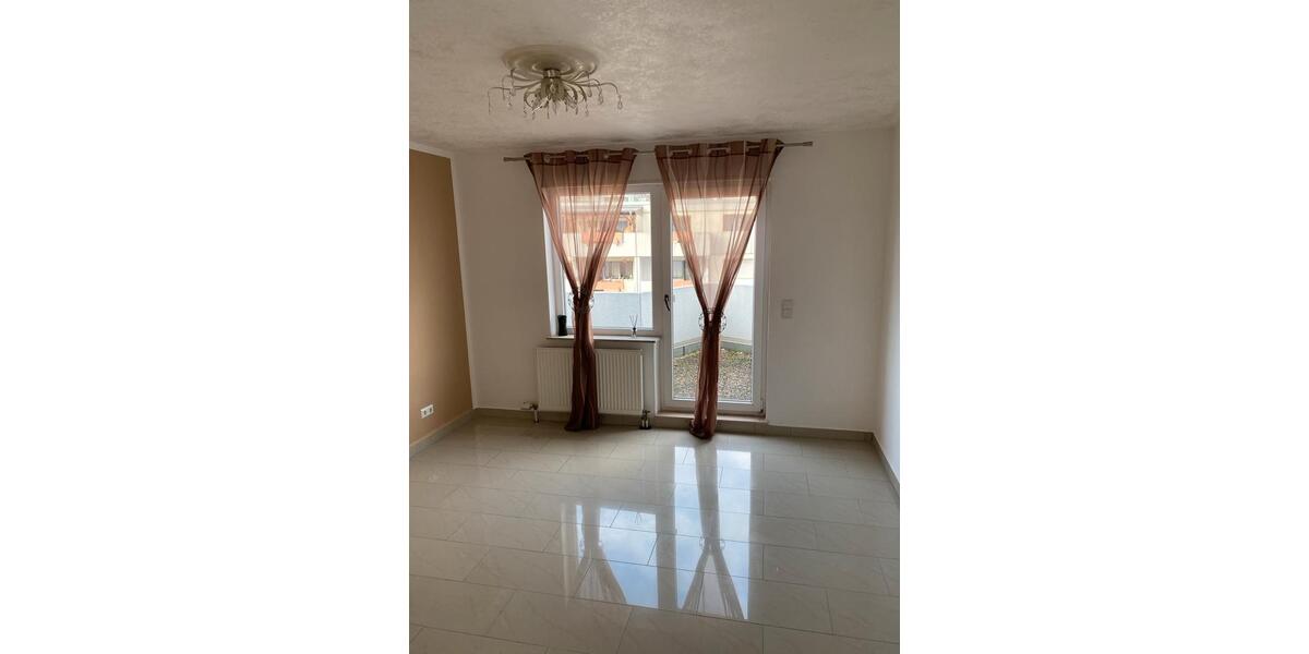 Einfamilienhaus Pforzheim - 3.5 Zimmer, 85 m&sup2;, 1.050&euro; | Angebot:25350374