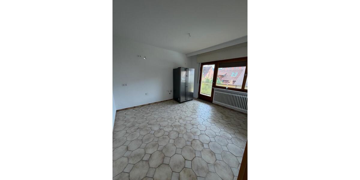 Etagenwohnung Bruchsal - 3.5 Zimmer, 85 m&sup2;, 1.250&euro; | Angebot:26415242