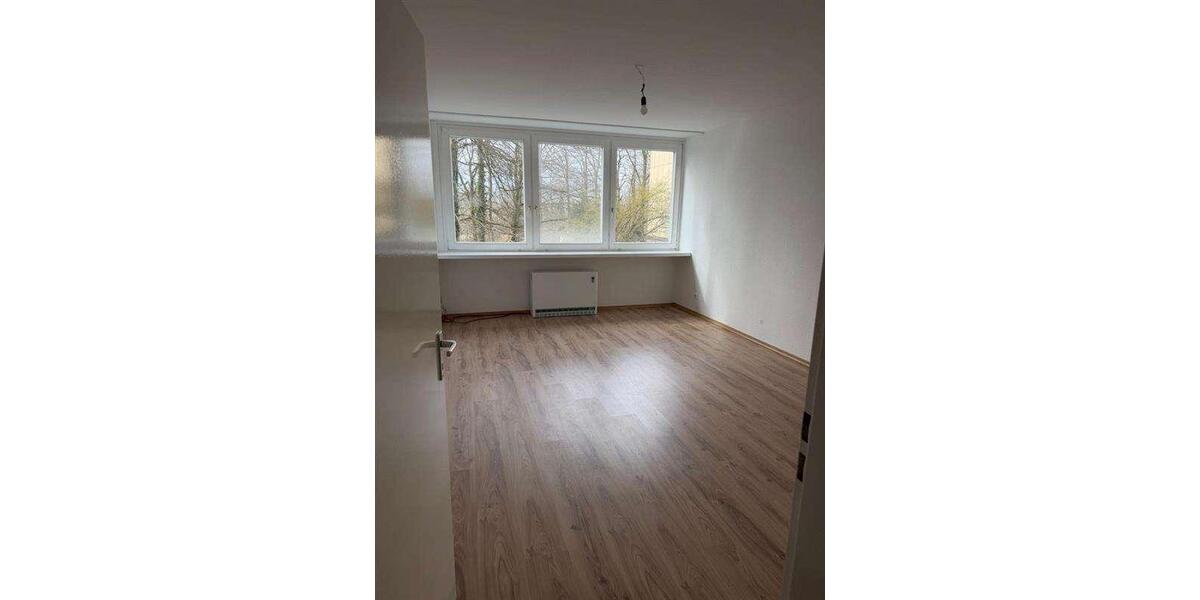 Etagenwohnung Karlsruhe Wettersbach - 3 Zimmer, 92 m&sup2;, 1.050&euro; | Angebot:25182170