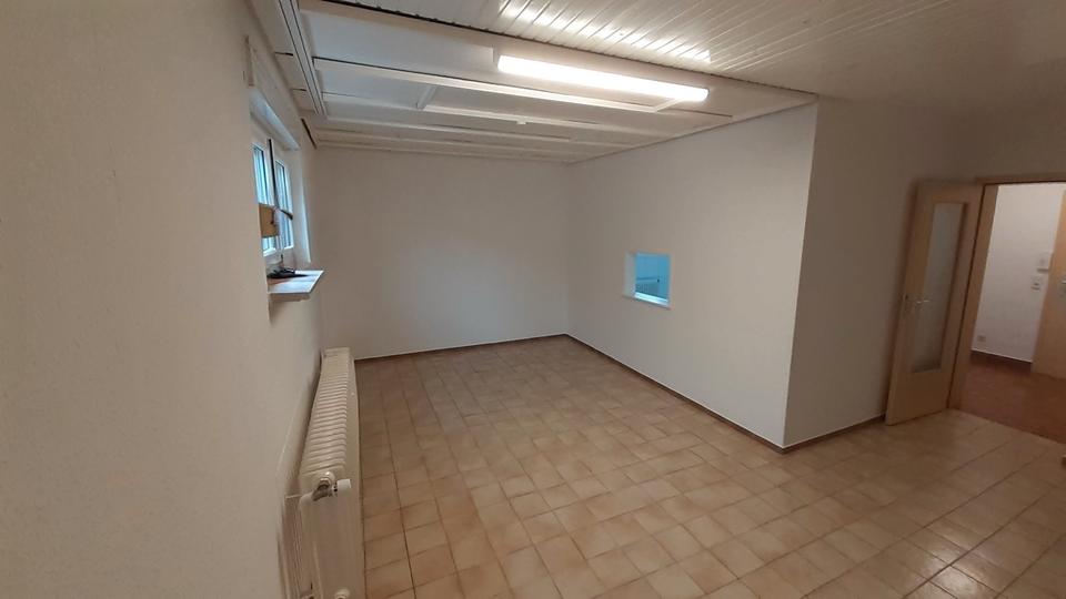 Etagenwohnung Karlsruhe Neureut - 2 Zimmer, 66 m&sup2;, 800&euro; | Angebot:26075595