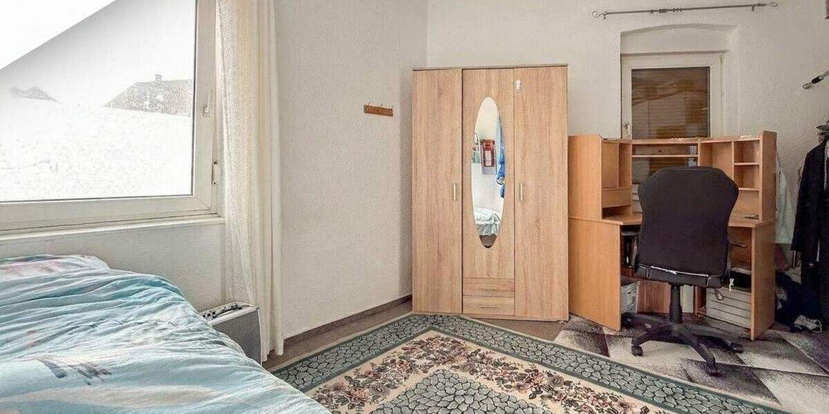 Mehrfamilienhaus, Wohnhaus Graben-Neudorf Neudorf - 7 Zimmer, 181 m&sup2;, 250.000&euro; | Angebot:26410048