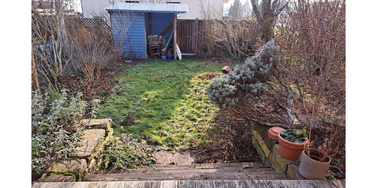 Lichtdurchflutetes Reihenmittelhaus in sehr gutem Zustand 6 zimmer